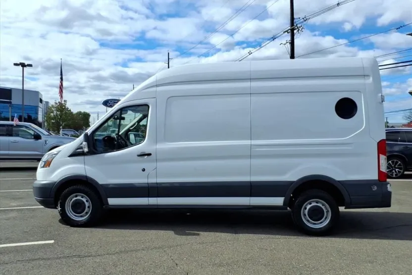 2018 Ford Transit Cargo Van photo 1