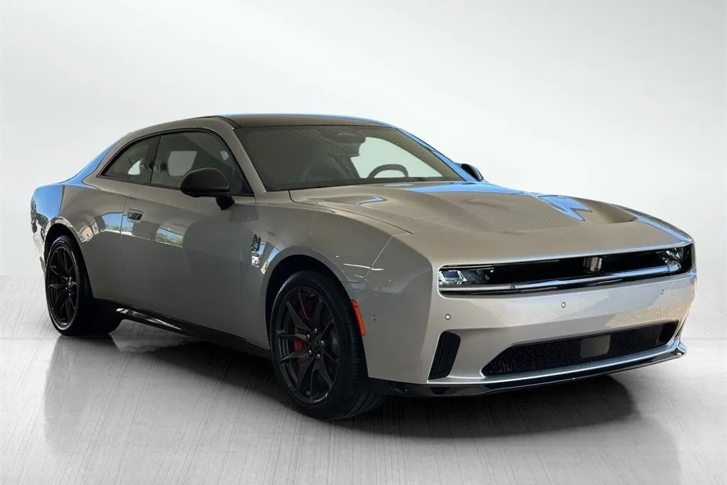 2024 Dodge Charger R/T Scat Pack photo 1