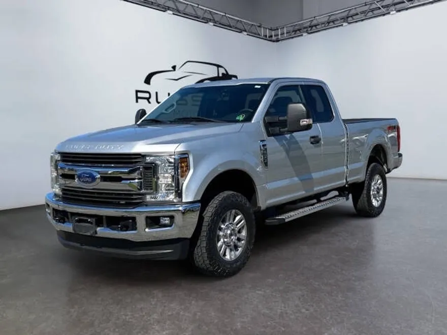 2019 Ford F-250 XLT photo 1