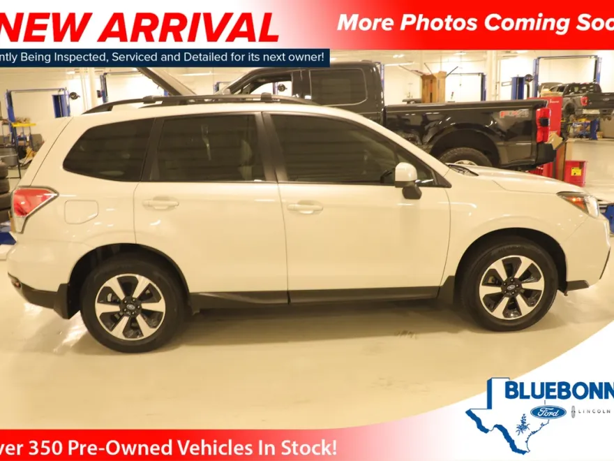 2017 Subaru Forester 2.5i Premium photo 1