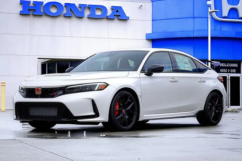 2025 Honda Civic Type R photo 1