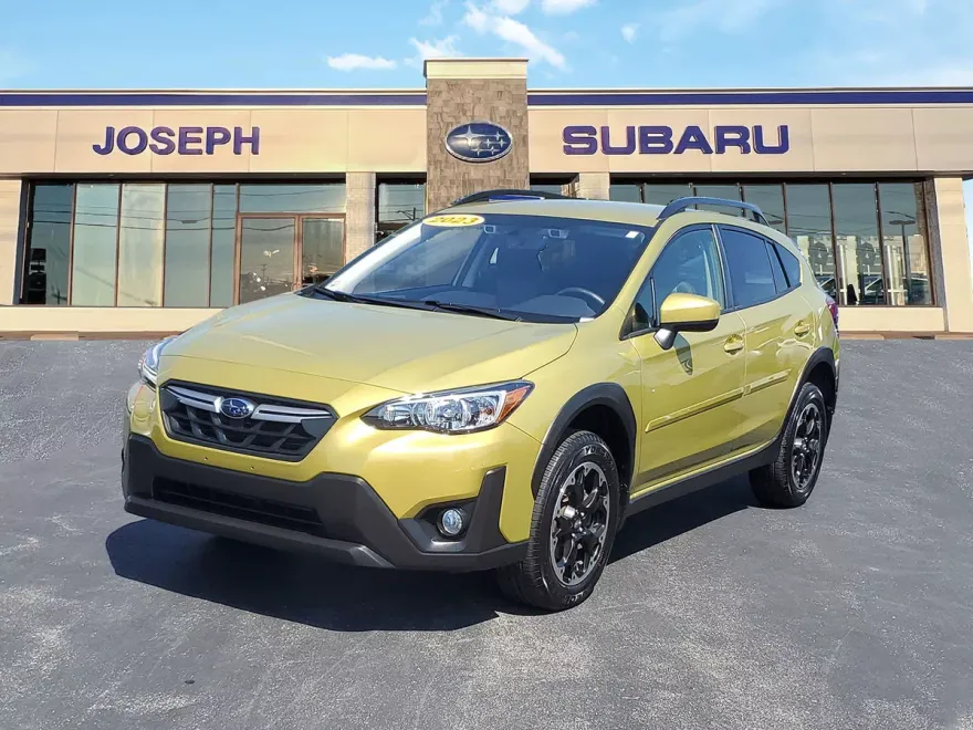 2023 Subaru Crosstrek Premium photo 1