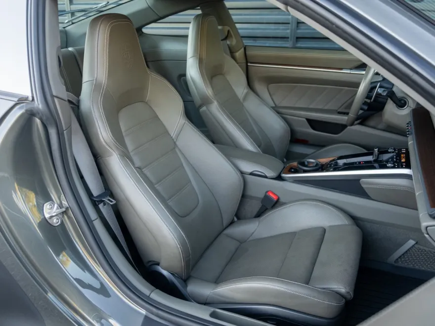 2021 Porsche 911 4S photo 1