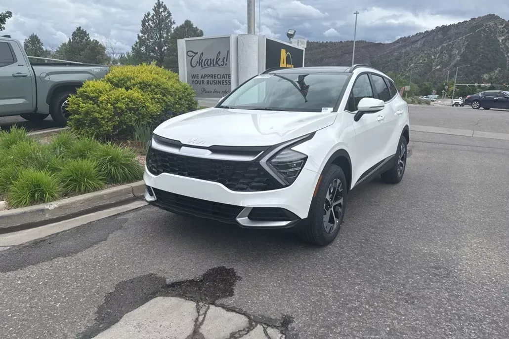 2025 Kia Sportage Hybrid EX photo 1
