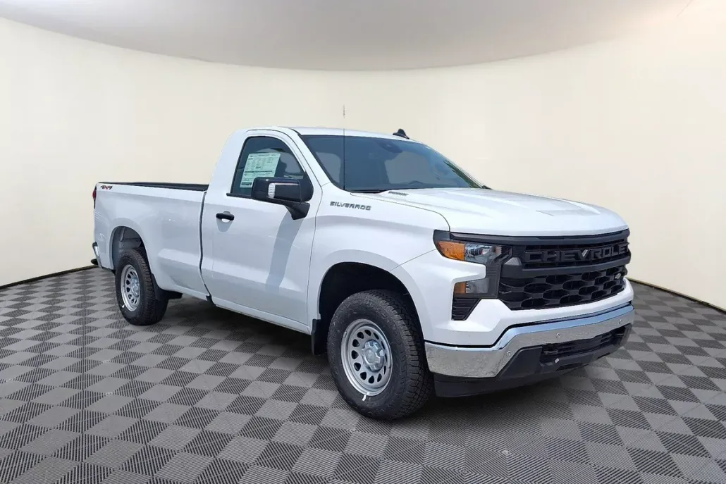 2025 Chevrolet Silverado 1500 photo 1