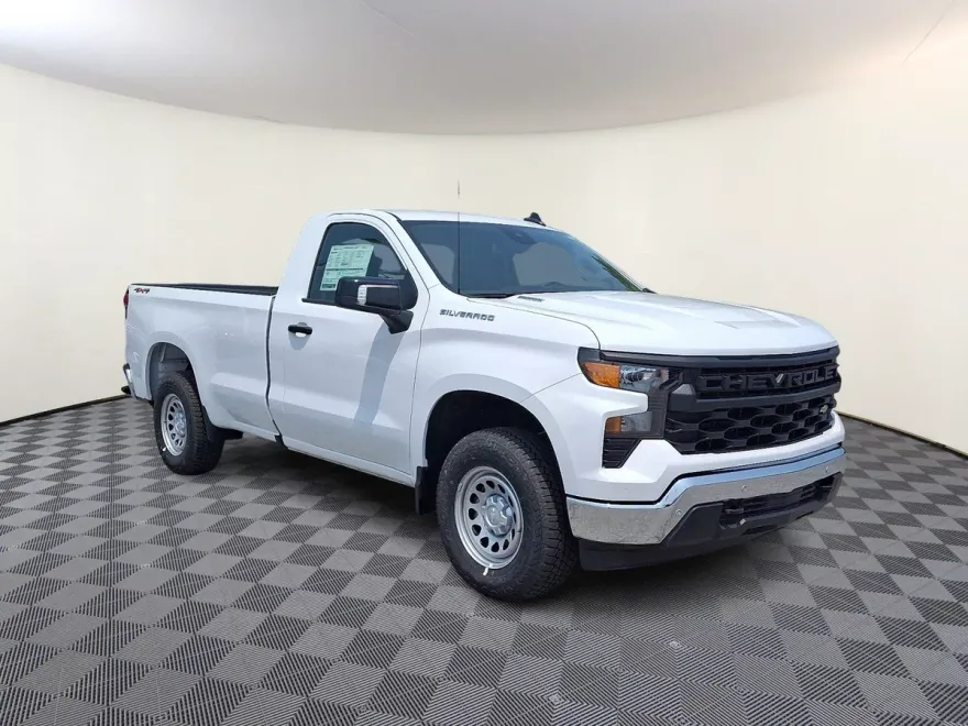 2025 Chevrolet Silverado 1500 photo 1