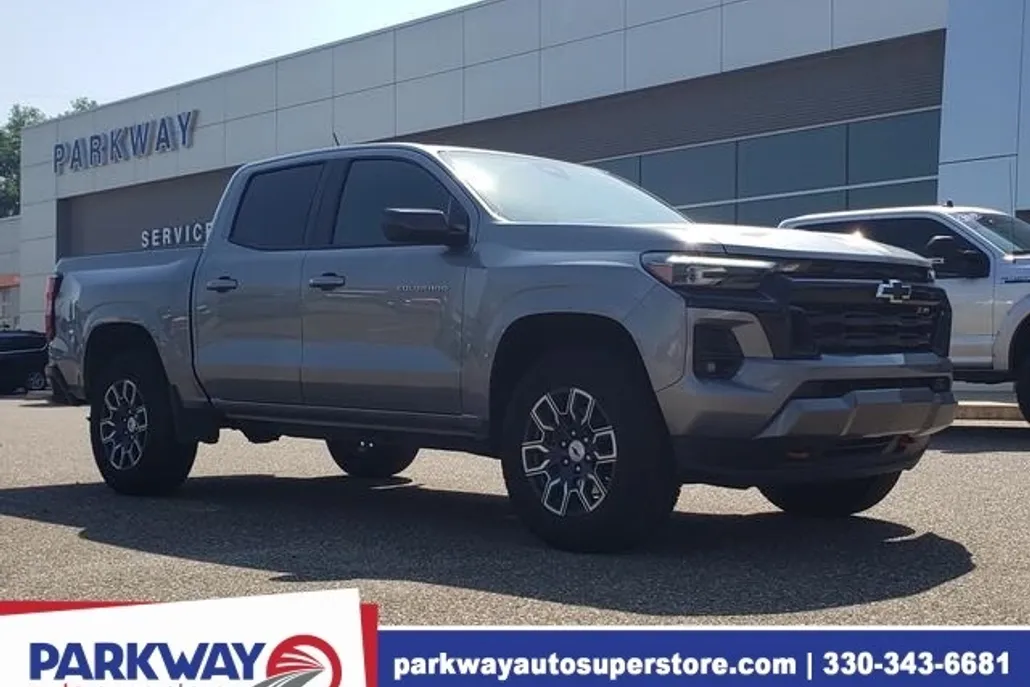 2025 Chevrolet Colorado Z71 photo 1