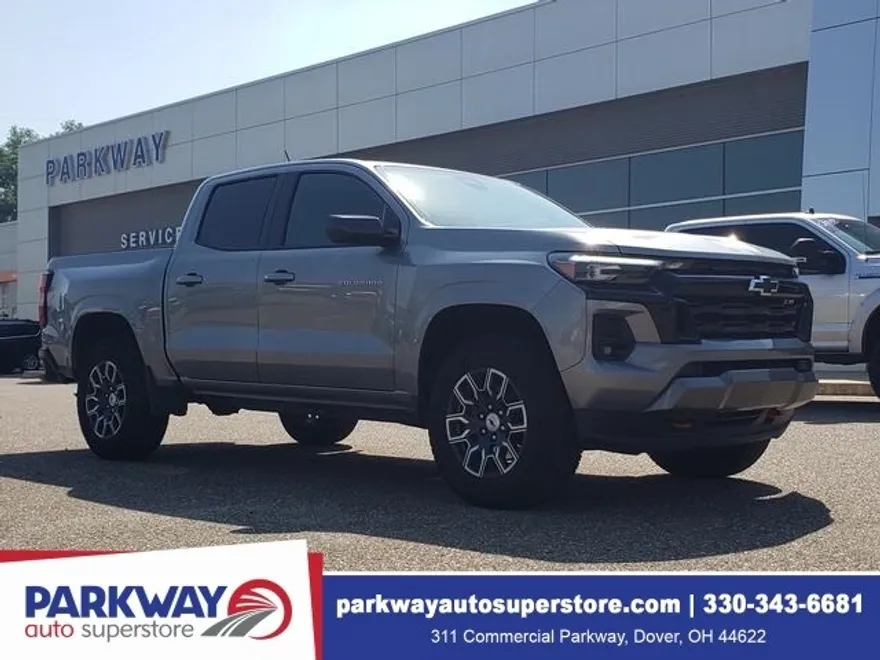 2025 Chevrolet Colorado Z71 photo 1