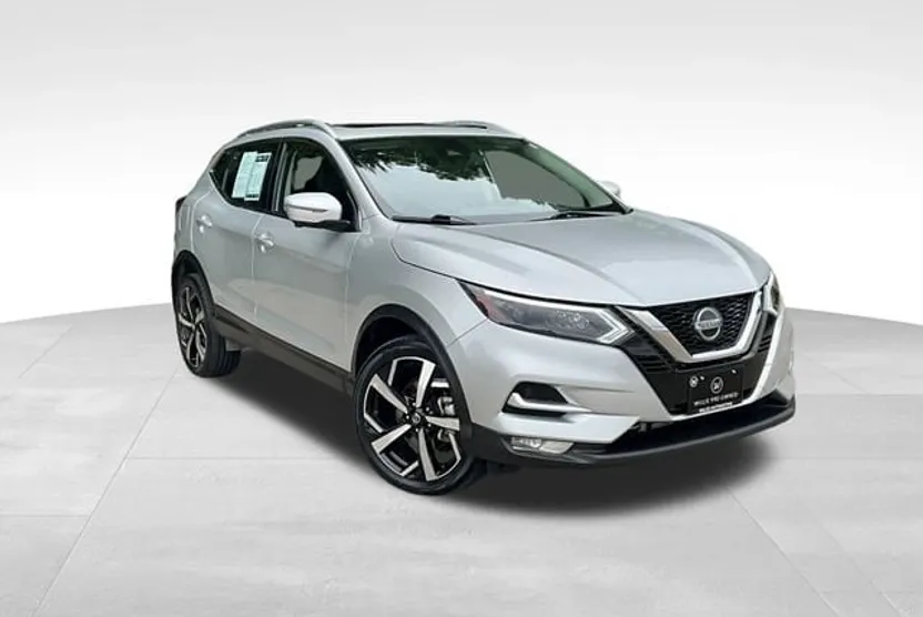 2021 Nissan Rogue Sport SL photo 1
