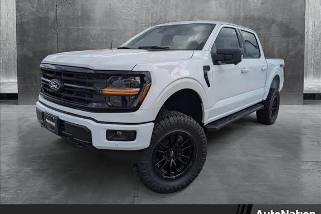 2025 Ford F-150 XLT photo 1