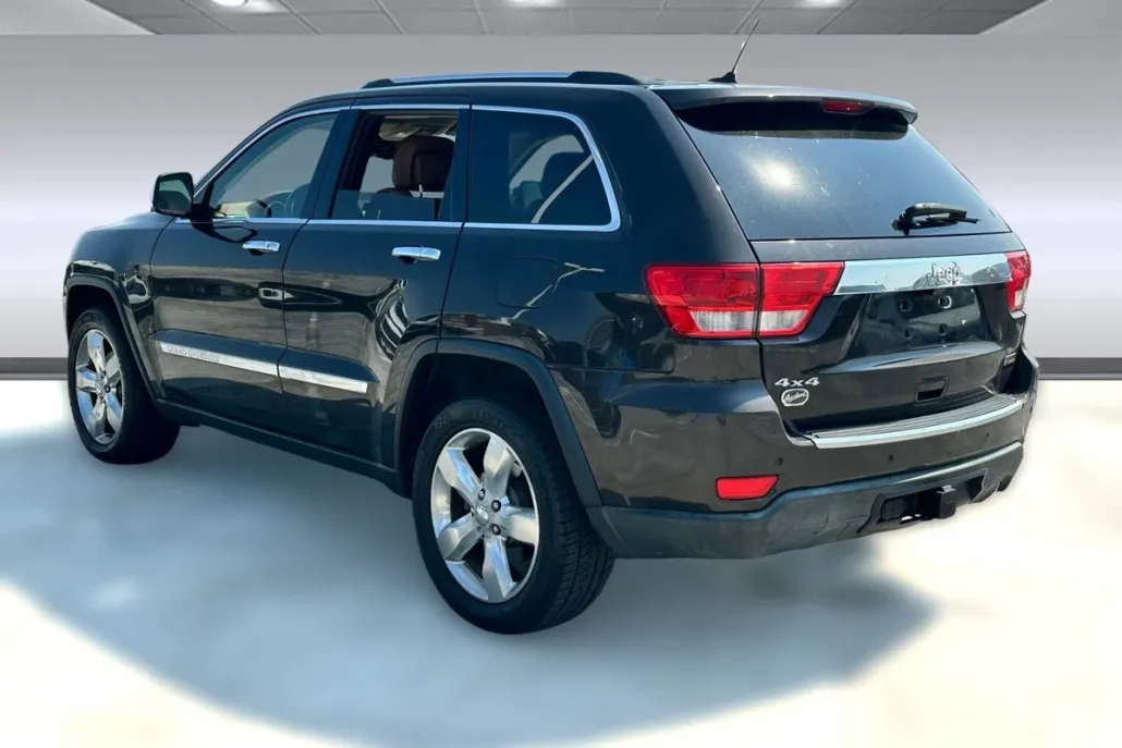 2013 Jeep Grand Cherokee Overland Summit photo 1