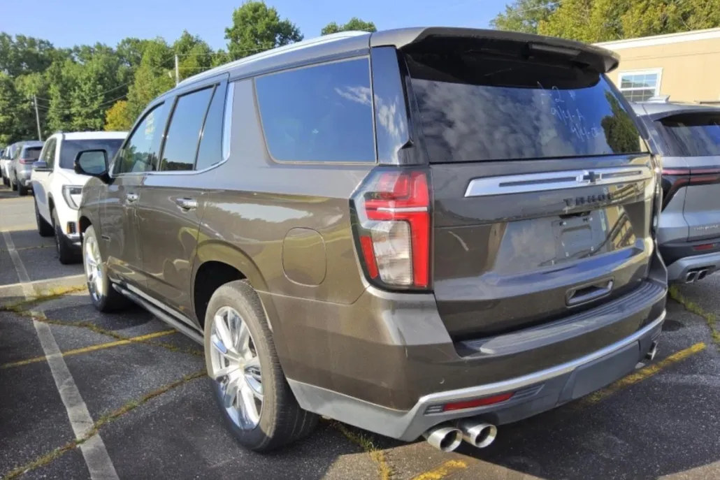 2021 Chevrolet Tahoe High Country photo 1