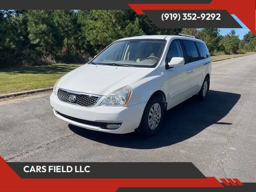 2014 Kia Sedona LX photo 1