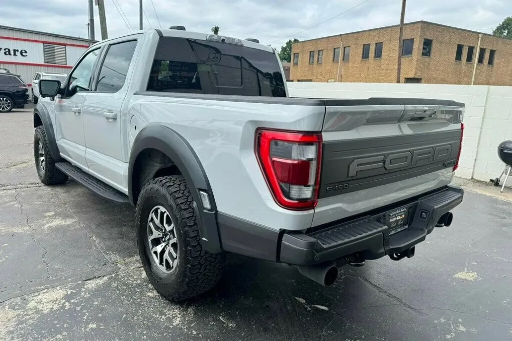 2023 Ford F-150 Raptor photo 1
