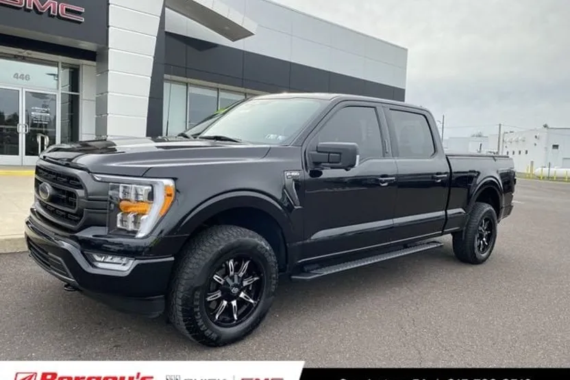 2023 Ford F-150 XLT photo 1