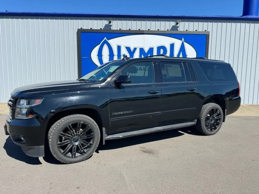 2019 Chevrolet Suburban Premier photo 1