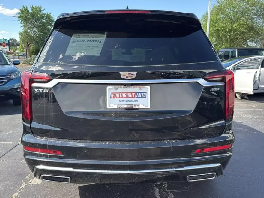 2023 Cadillac XT6 Premium Luxury Sport photo 1