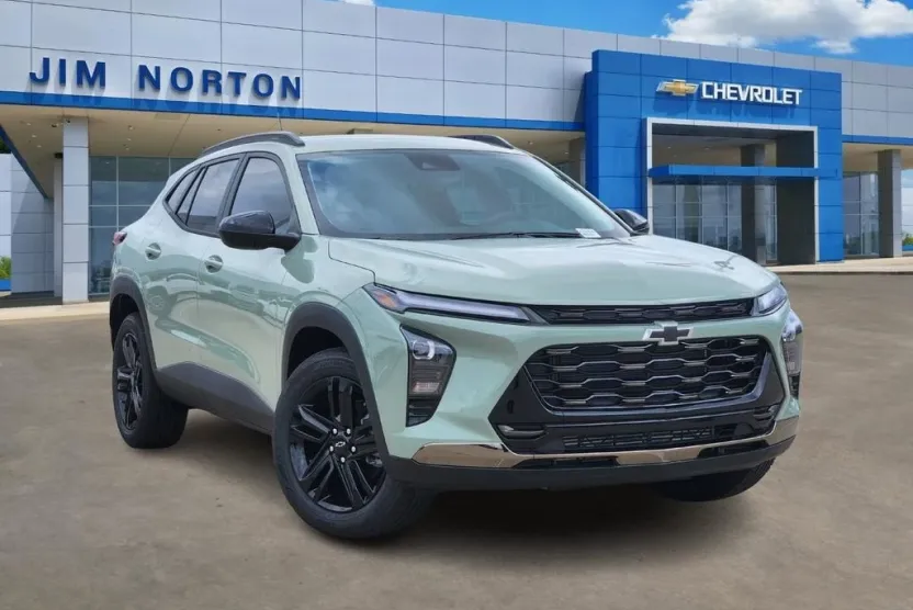 2026 Chevrolet Trax ACTIV photo 1