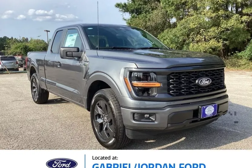 2025 Ford F-150 STX photo 1