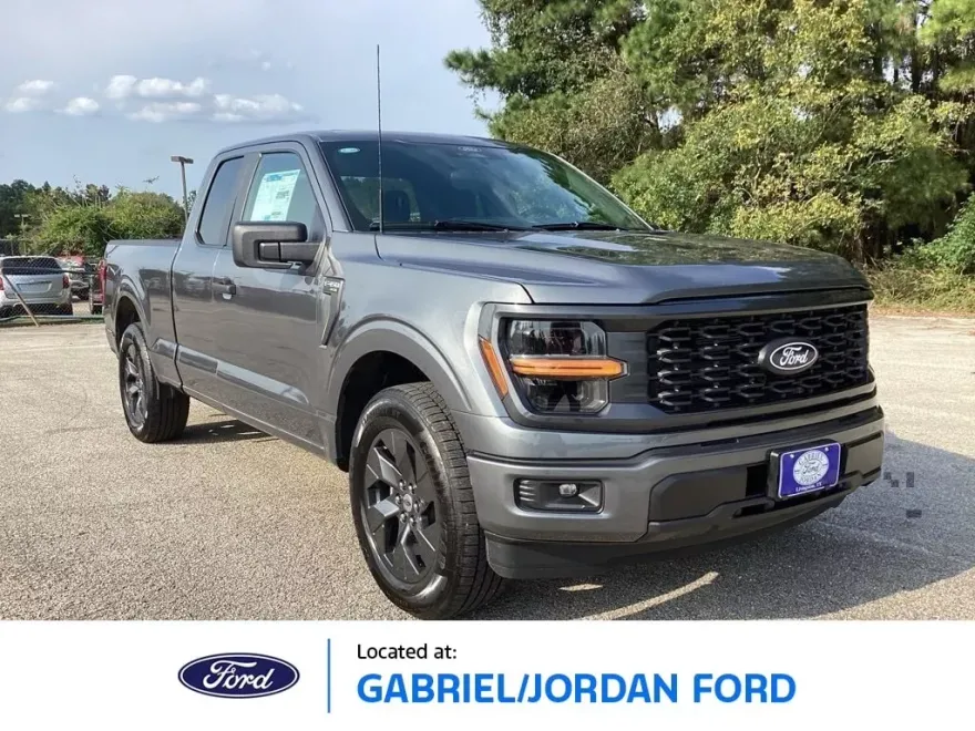 2025 Ford F-150 STX photo 1