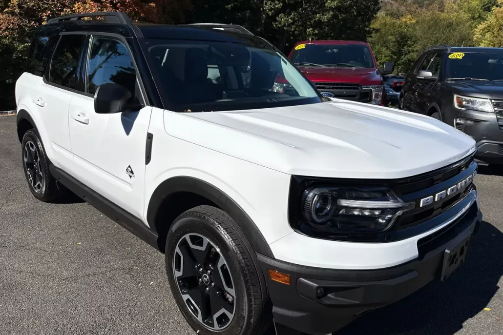 2021 Ford Bronco Sport Outer Banks photo 1