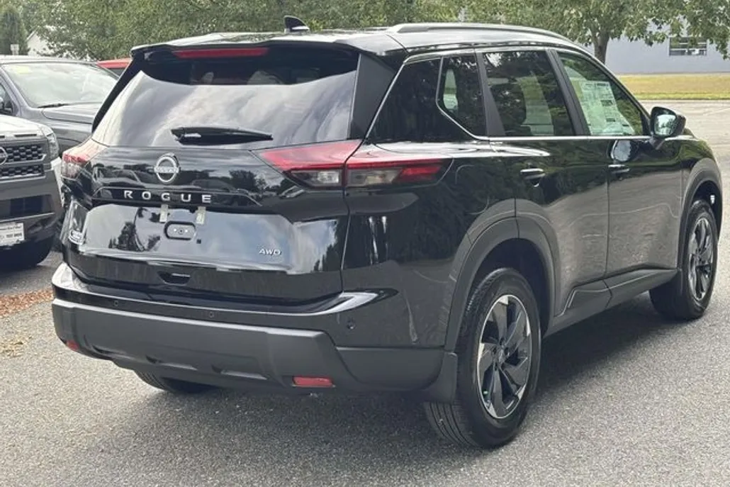 2026 Nissan Rogue SV photo 1