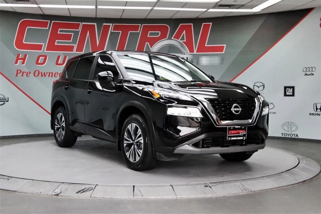 2023 Nissan Rogue SV photo 1