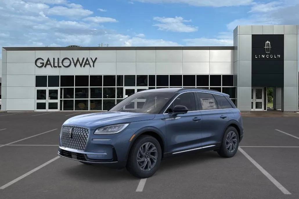 2025 Lincoln Corsair Premiere photo 1