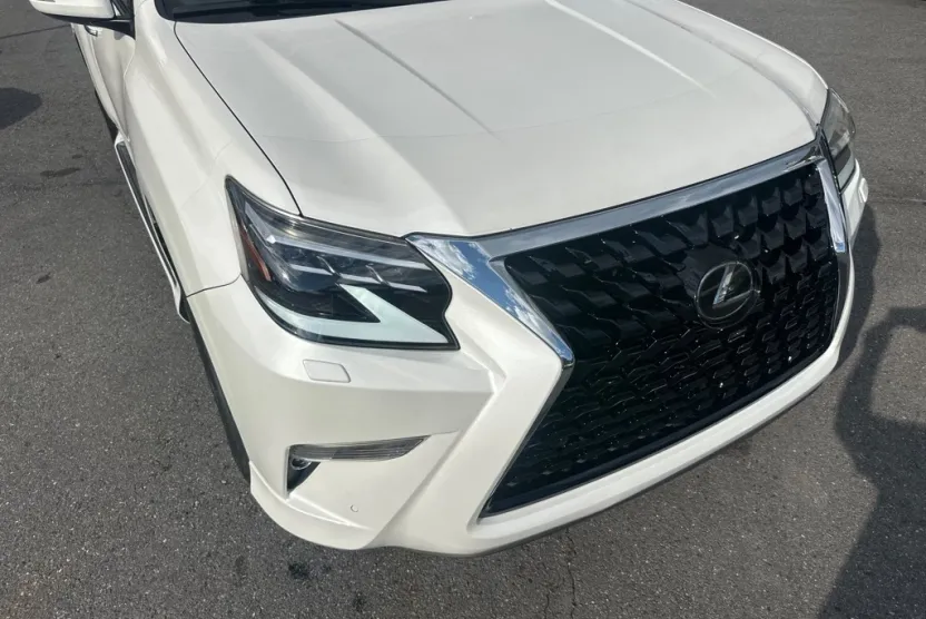 2020 Lexus GX 460 Premium photo 1