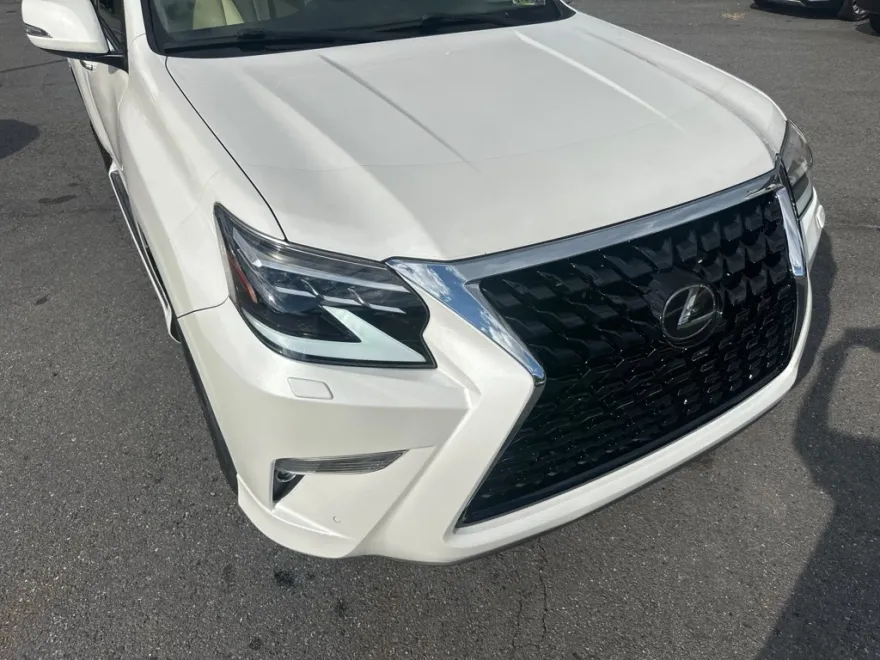 2020 Lexus GX 460 Premium photo 1