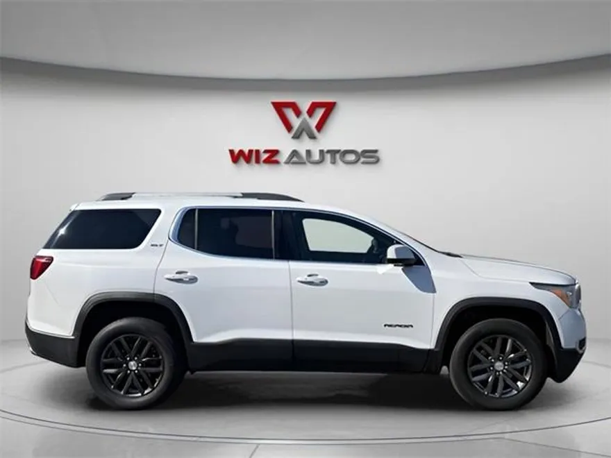2017 Gmc Acadia SLT photo 1