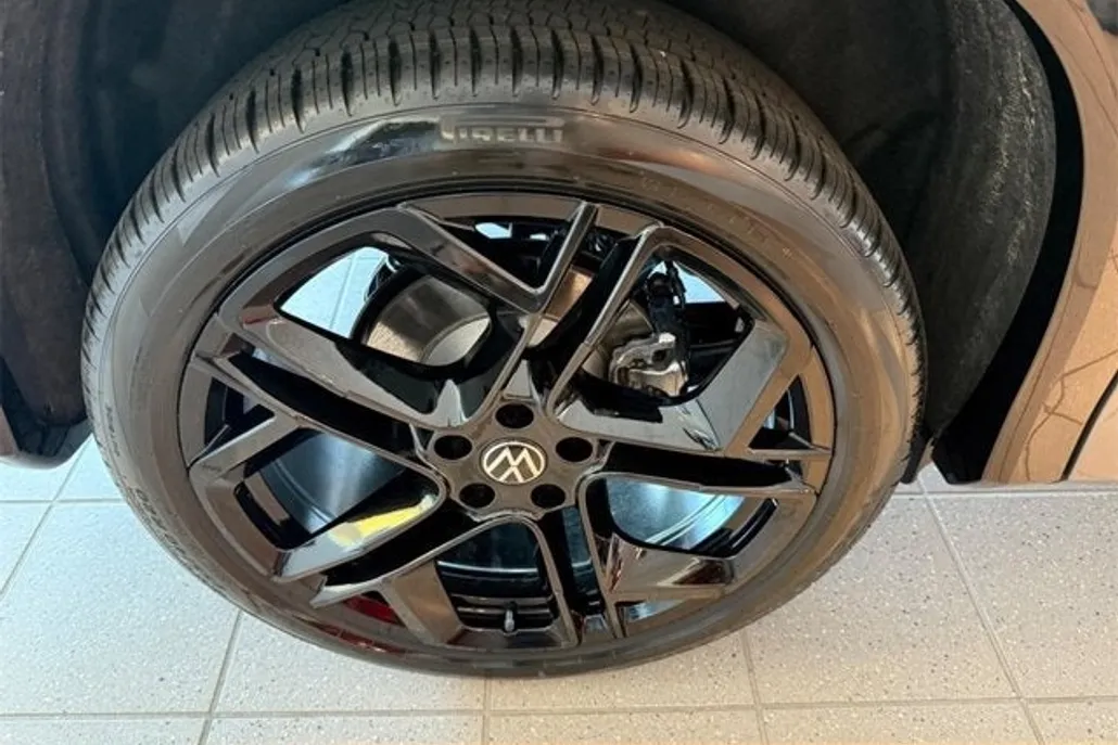 2025 Volkswagen Tiguan SE R-Line Black photo 1