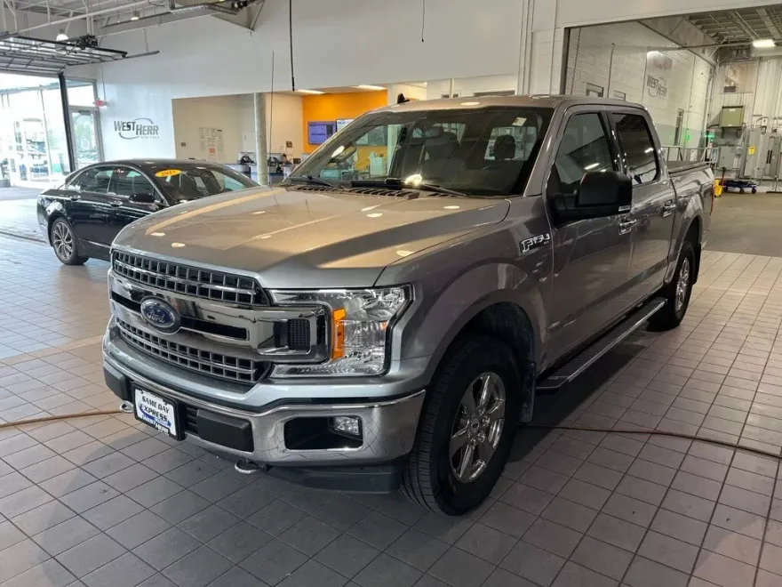 2020 Ford F-150 XLT photo 1