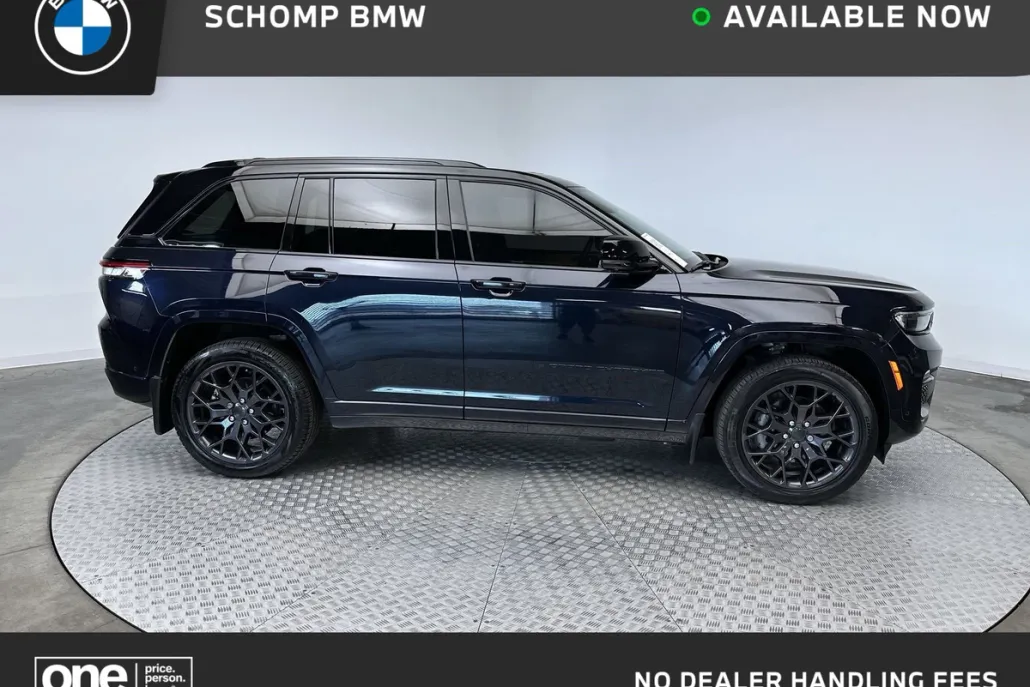 2023 Jeep Cherokee Summit Reserve photo 1