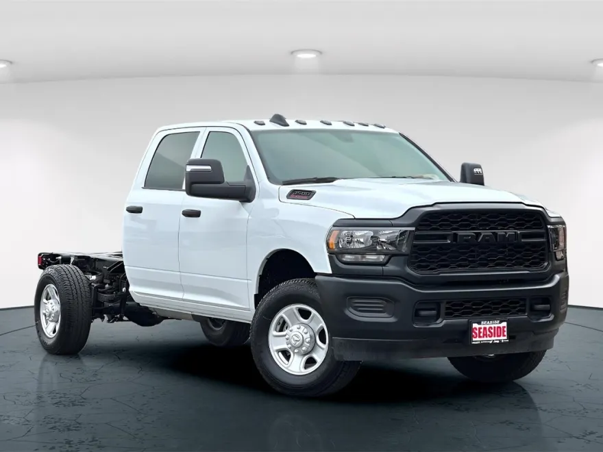 2023 Ram 3500 Tradesman photo 1