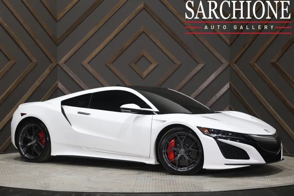 2017 Acura NSX photo 1