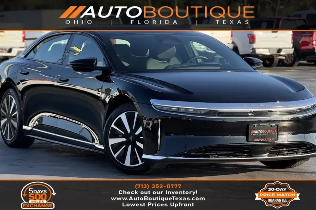 2023 Lucid Air Pure photo 1