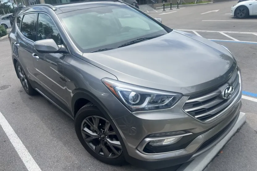 2017 Hyundai Santa Fe Sport 2.0T Ultimate photo 1