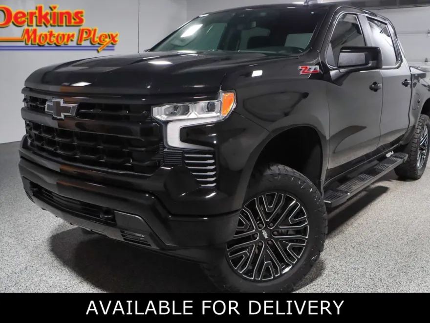 2023 Chevrolet Silverado RST photo 1