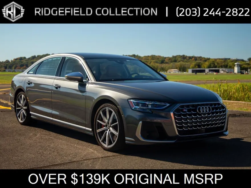 2023 Audi S8 Quattro photo 1