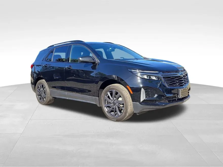 2023 Chevrolet Equinox RS photo 1