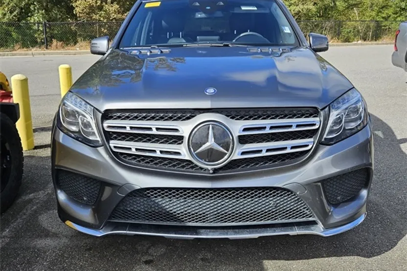 2017 Mercedes Benz GLS 550 4MATIC photo 1