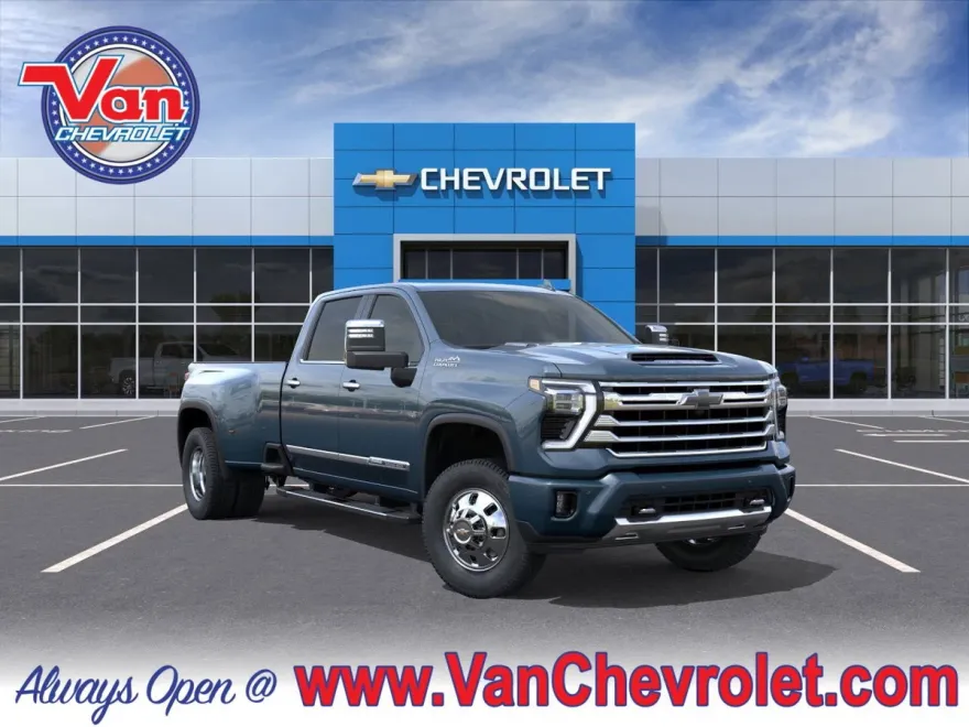 2026 Chevrolet Silverado 3500HD High Country photo 1