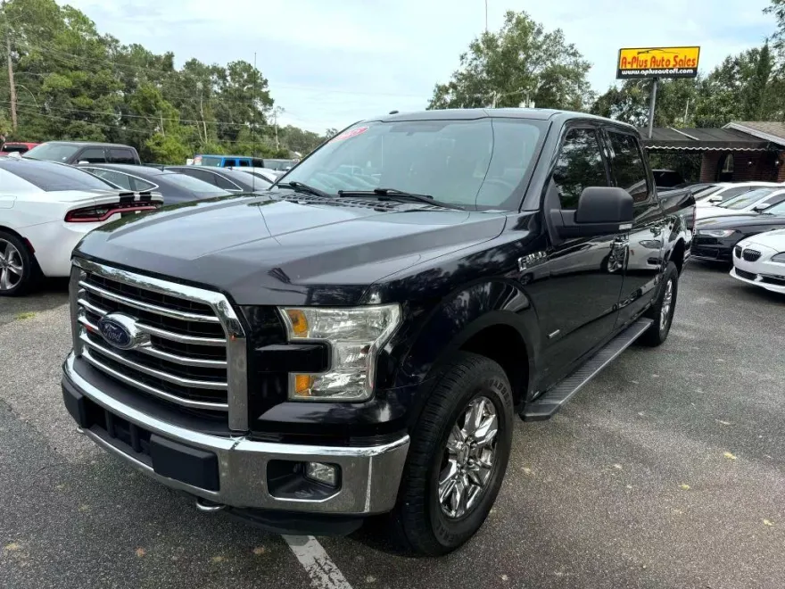 2015 Ford F-150 XLT photo 1