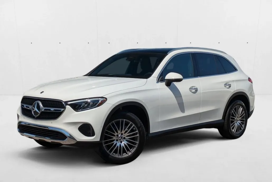 2025 Mercedes Benz GLC 300 photo 1