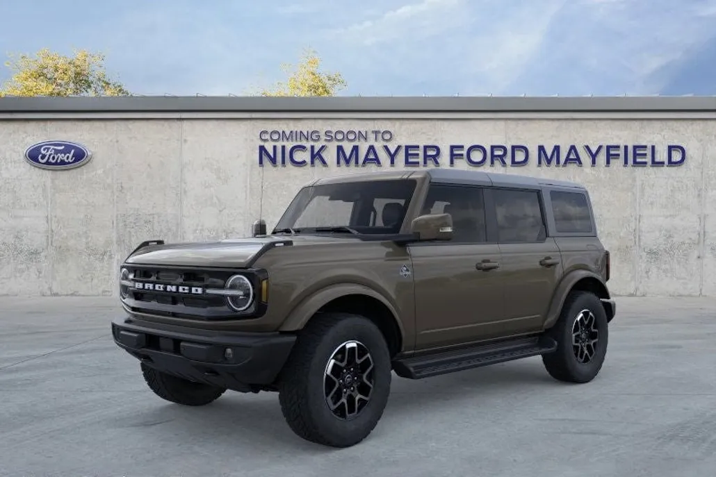 2025 Ford Bronco Outer Banks photo 1