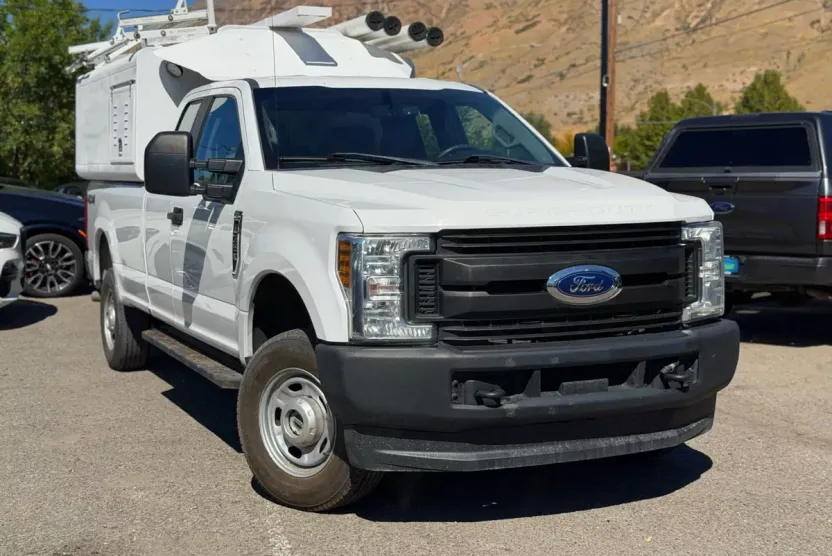 2019 Ford F-350 photo 1