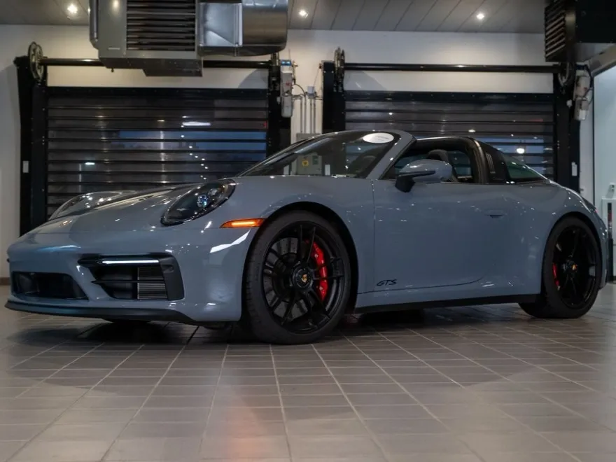 2023 Porsche 911 Targa 4 GTS photo 1
