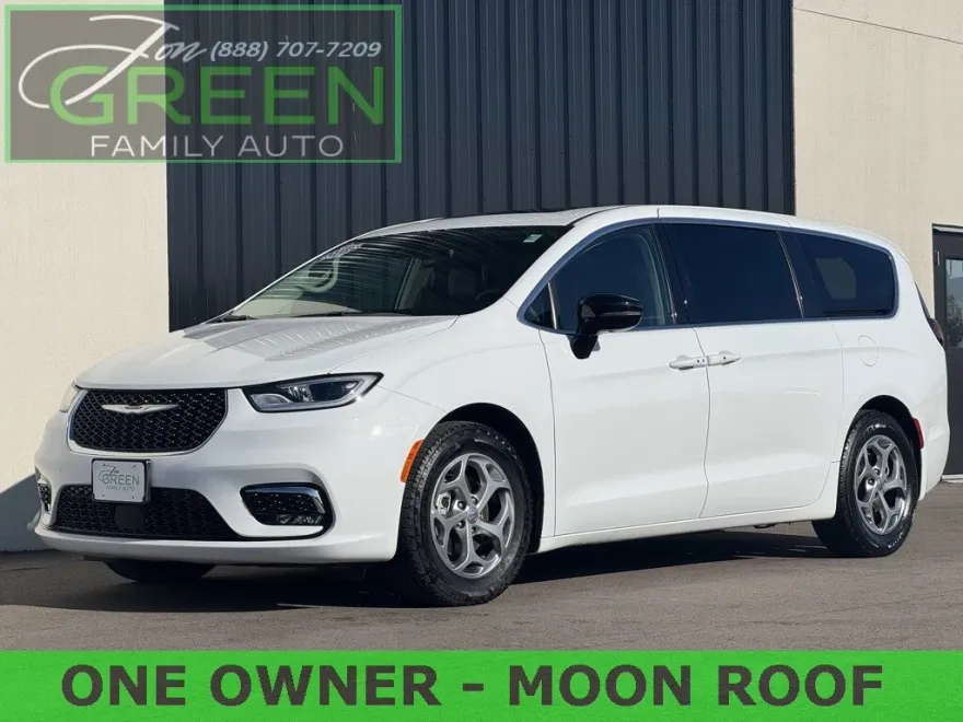 2024 Chrysler Pacifica Limited photo 1