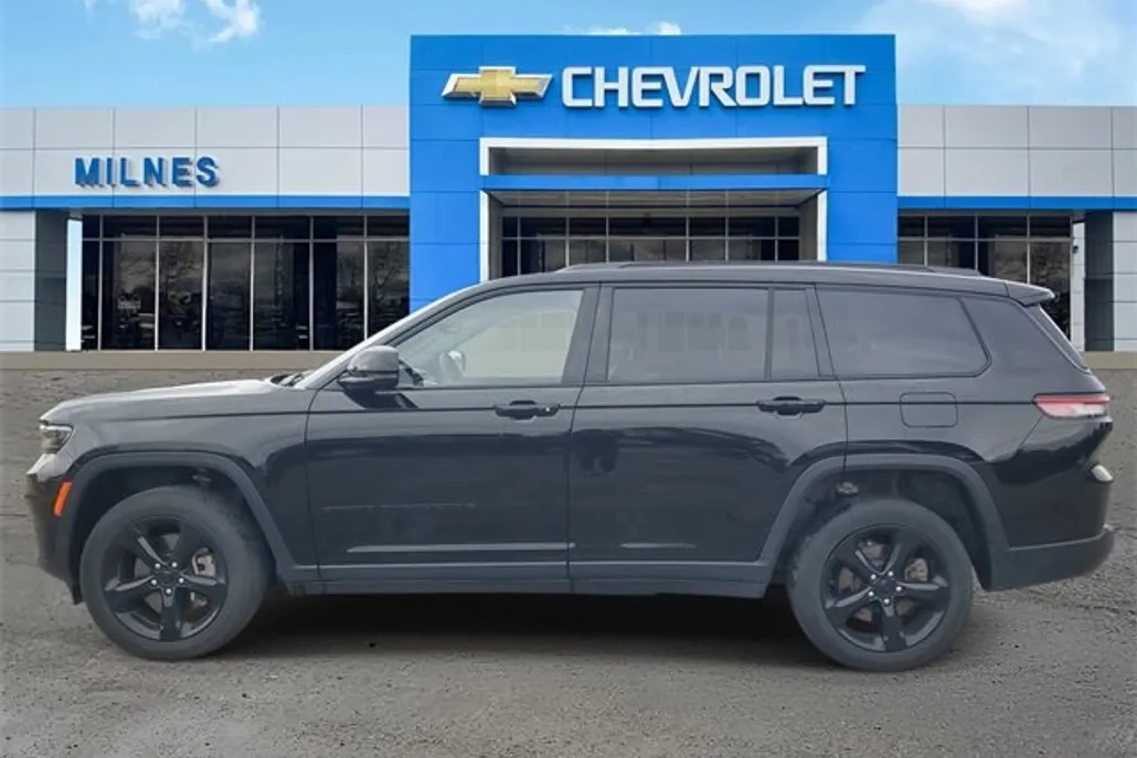 2023 Jeep Grand Cherokee Altitude photo 1
